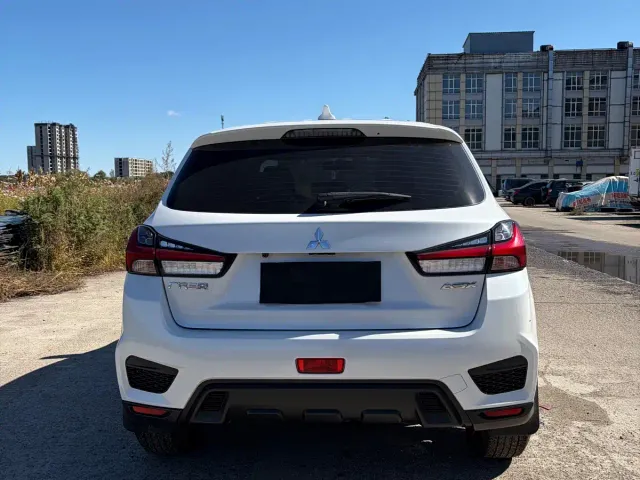 Mitsubishi ASX — Фото автомобиля 10
