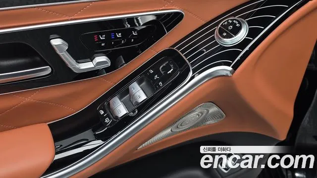 Mercedes-Benz S-Class — Фото автомобиля 16