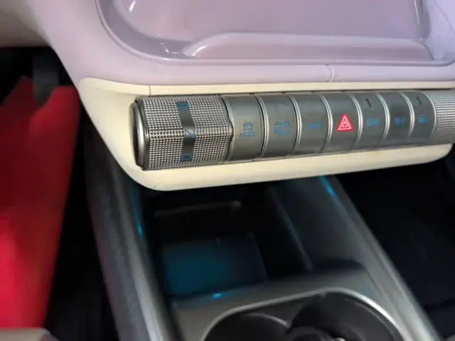 BYD Dolphin — Фото автомобиля 13