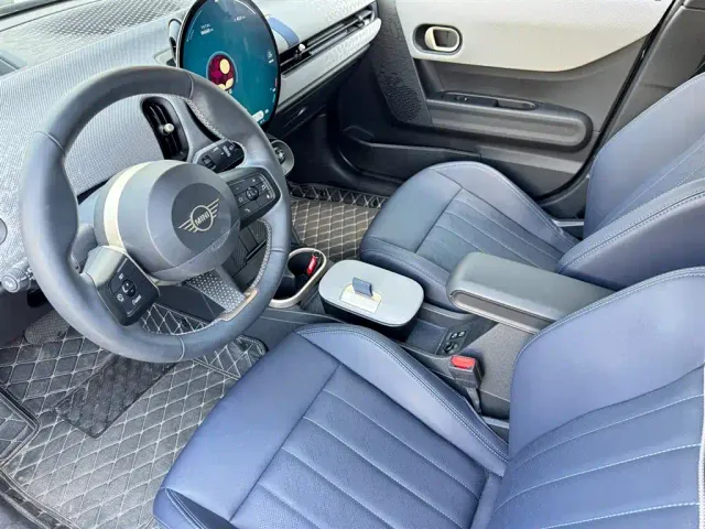 MINI Hatch — Фото автомобиля 7