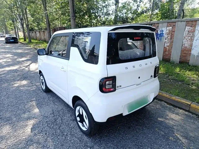 Geely Panda — Фото автомобиля 4