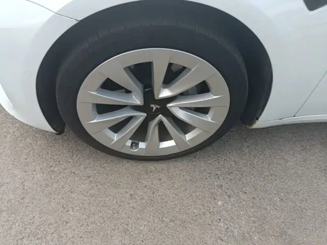 Tesla Model 3 2021 Standard Range Rear-Wheel Drive Upgrade 3D6 — Фото автомобиля 22