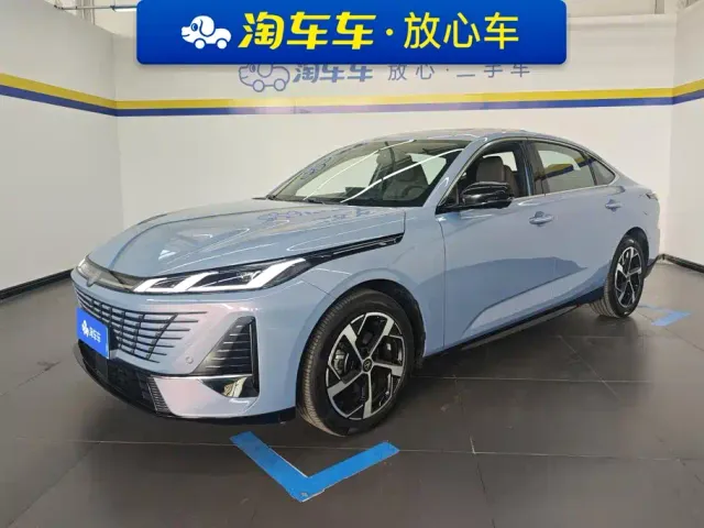 Фотография автомобиля — Changan Eado
