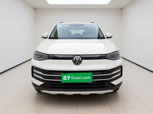 Volkswagen Tharu — Фото автомобиля 2