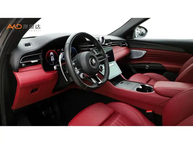 Maserati Grecale — Фото автомобиля 6