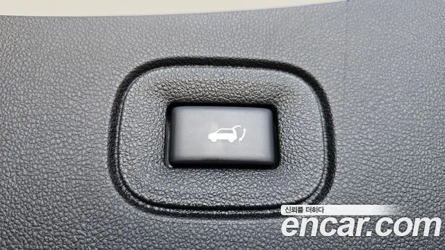 Renault-KoreaSamsung QM6 Новый QM6 Quest 2.0 LPe LE 2WD — Фото автомобиля 24