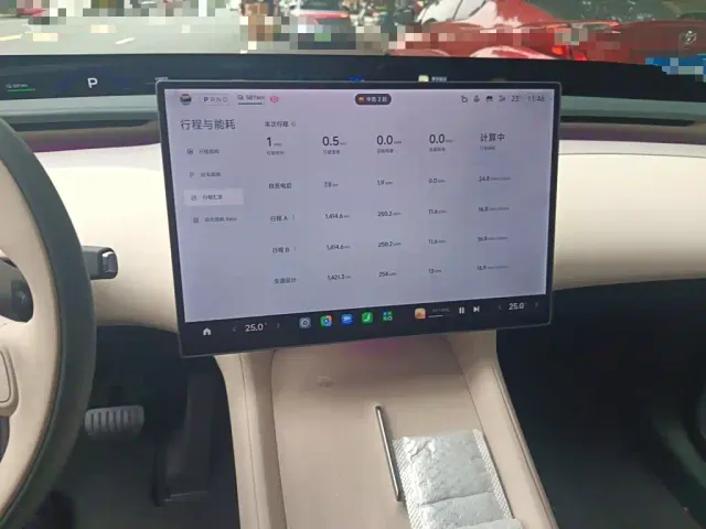 Xiaomi YU7 — Фото автомобиля 14