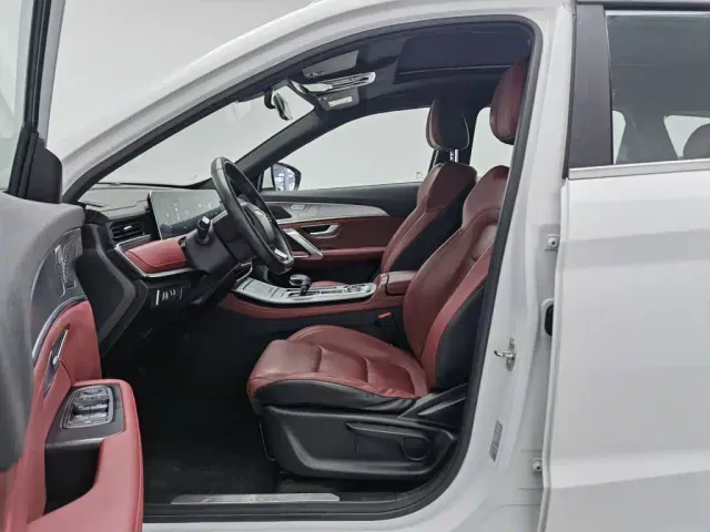 Jetour X70 Plus — Фото автомобиля 10