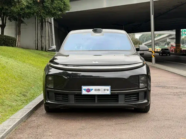 Li Auto L7 — Фото автомобиля 2