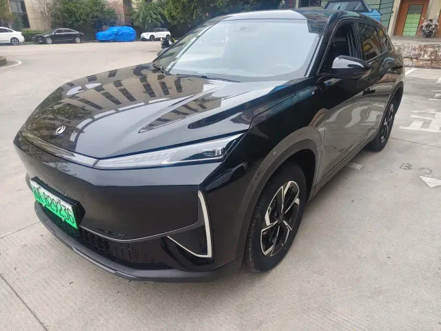 Фотография автомобиля — Dongfeng Fengshen L7