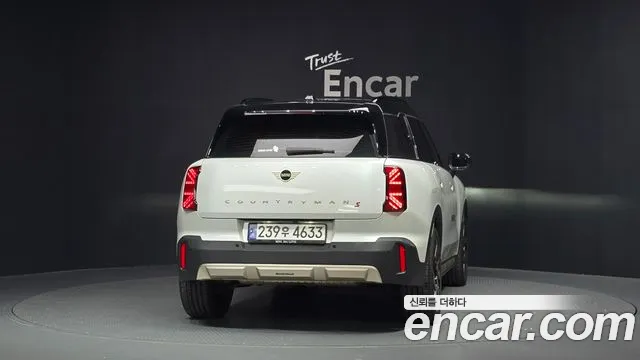 Mini Countryman — Фото автомобиля 4