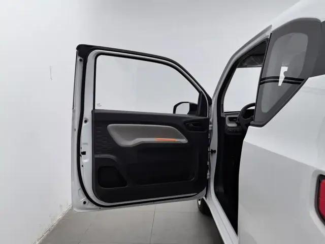 Wuling Hongguang Mini EV — Фото автомобиля 8