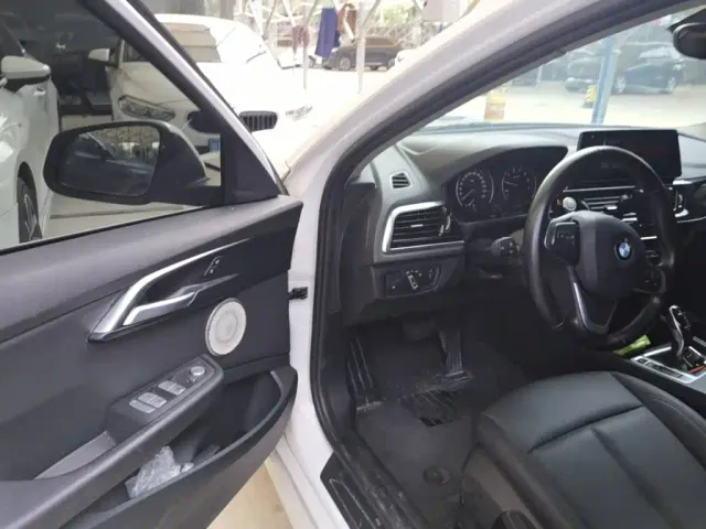 BMW 1 Series — Фото автомобиля 15