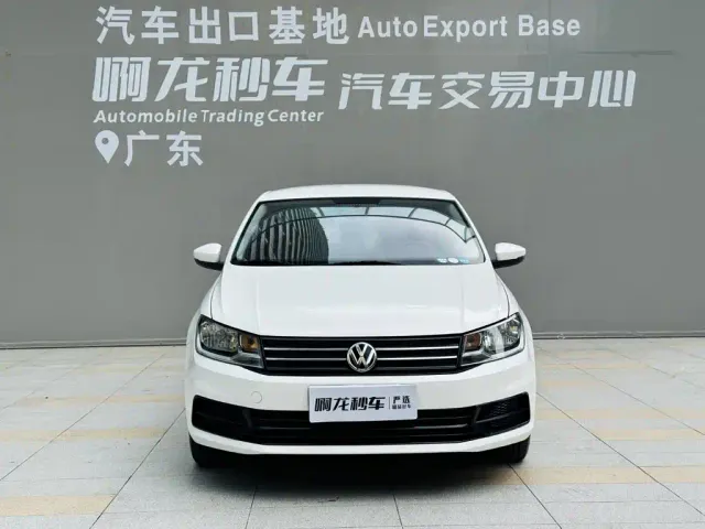Volkswagen Santana — Фото автомобиля 2