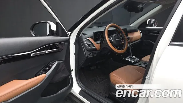 Kia Seltos New — Фото автомобиля 15