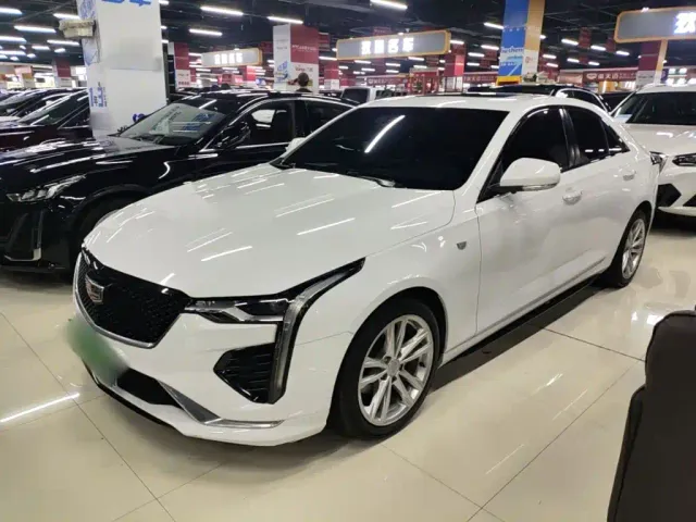 Фотография автомобиля — Cadillac CT4