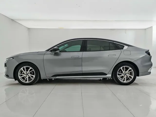Ford Mondeo — Фото автомобиля 7