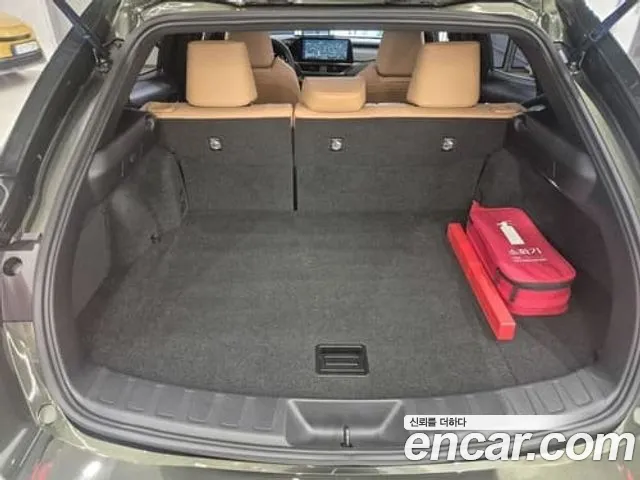 Lexus UX — Фото автомобиля 19