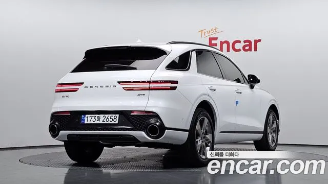 Genesis GV70 2.5T Бензин AWD — Фото автомобиля 2