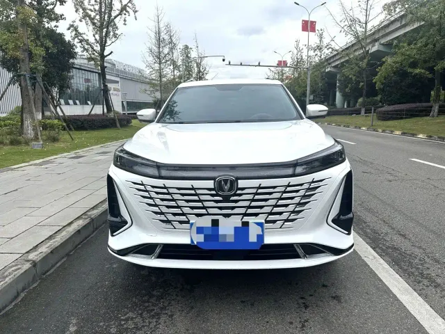 Changan CS75 Plus — Фото автомобиля 2