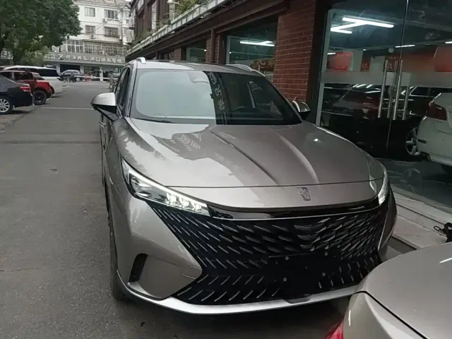 Roewe RX5 — Фото автомобиля 2