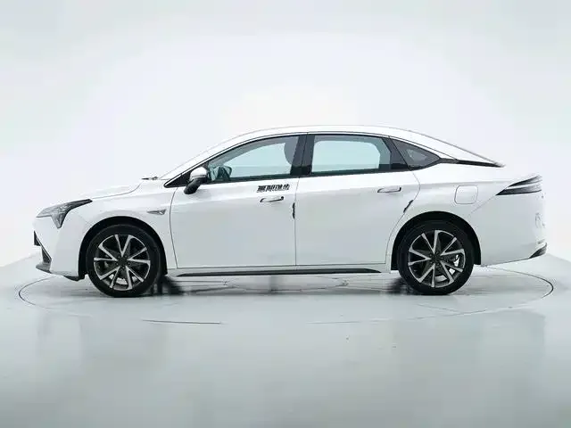 GAC Aion S Plus — Фото автомобиля 7