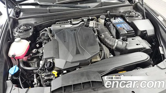 Hyundai Grandeur GN7 — Фото автомобиля 9
