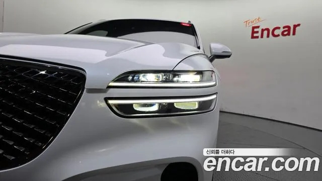 Genesis GV70 2.5T Бензин 2WD — Фото автомобиля 22