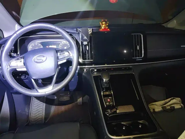 GAC Trumpchi M8 — Фото автомобиля 12