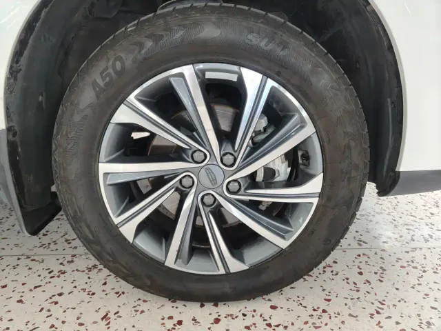 Geely Vision X6 — Фото автомобиля 22