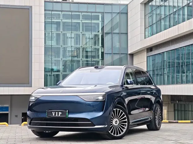 Aito M8 — Фото автомобиля 2