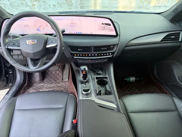 Cadillac CT5 — Фото автомобиля 7