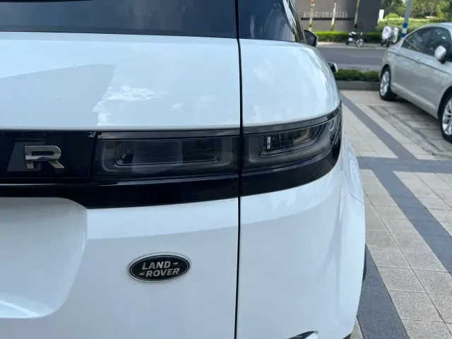 Land Rover Range Rover Evoque — Фото автомобиля 18