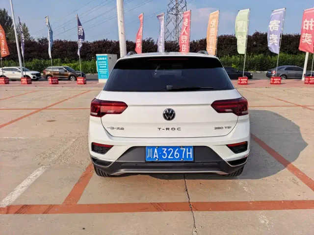 Volkswagen Volkswagen T-ROC 2022 280TSI DSG 2WD Comfort PLUS — Фото автомобиля 9