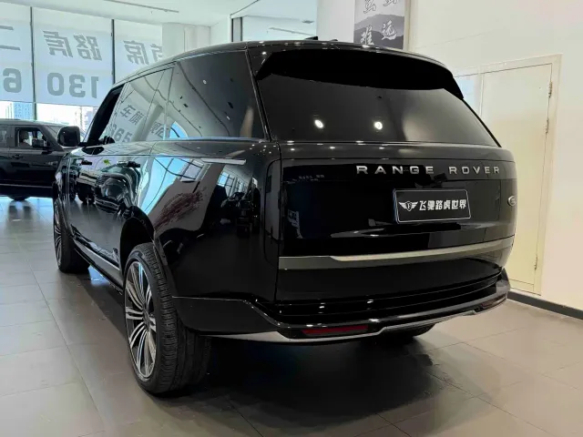 Land Rover Range Rover — Фото автомобиля 23