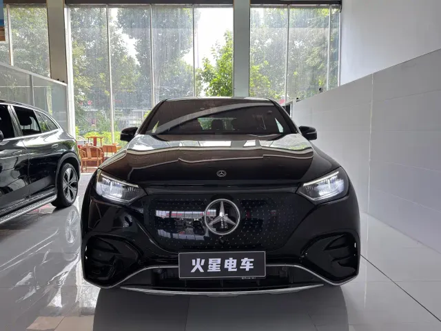 Mercedes-Benz EQE SUV — Фото автомобиля 2