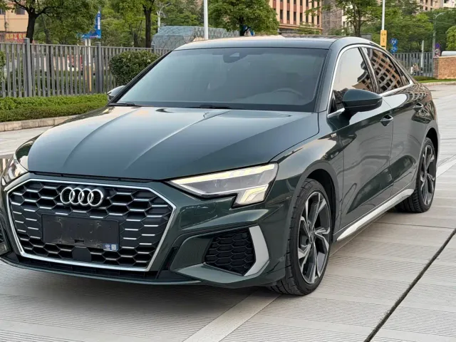 Фотография автомобиля — Audi A3
