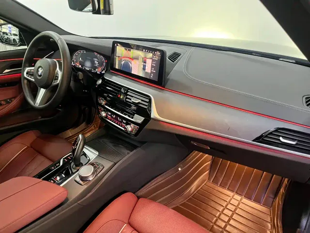 BMW 5 Series — Фото автомобиля 7