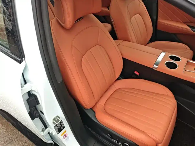 Changan Qiyuan E07 — Фото автомобиля 24