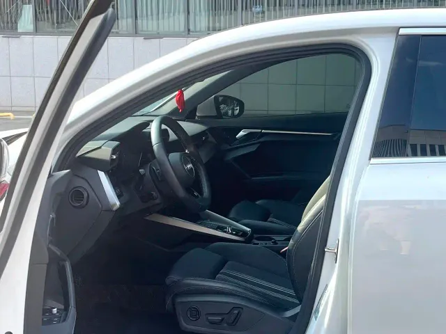 Audi Audi A3 2023 A3L Limousine 35 TFSI Progressive Elegance — Фото автомобиля 6