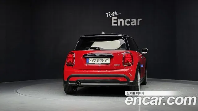 Mini Cooper Cooper Classic — Фото автомобиля 4
