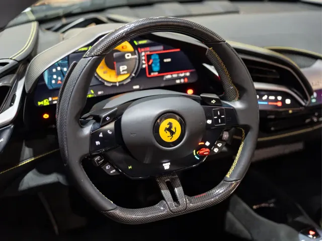 Ferrari SF90 — Фото автомобиля 17