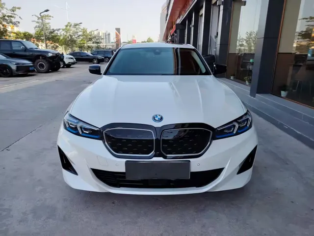 BMW i3 — Фото автомобиля 7