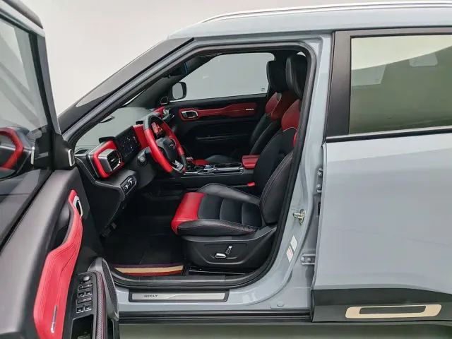 Geely ICON — Фото автомобиля 8