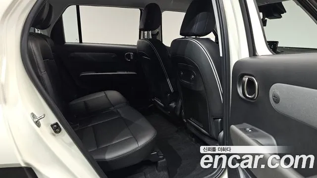 Hyundai Casper Casper Electric Inspiration — Фото автомобиля 11