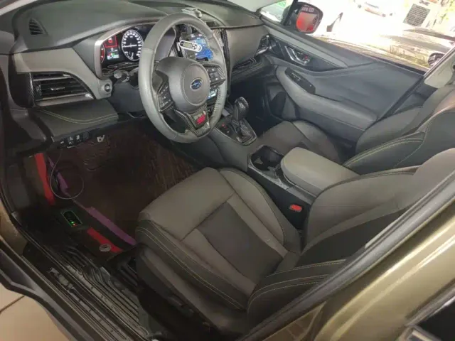 Subaru Outback — Фото автомобиля 14