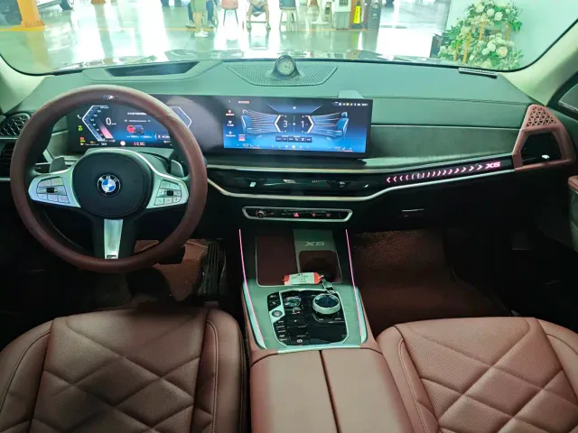 BMW X5 — Фото автомобиля 5