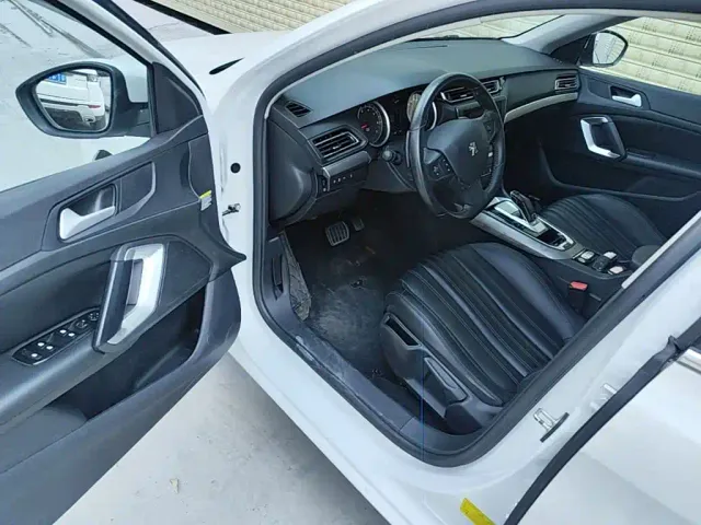 Peugeot 408 — Фото автомобиля 15