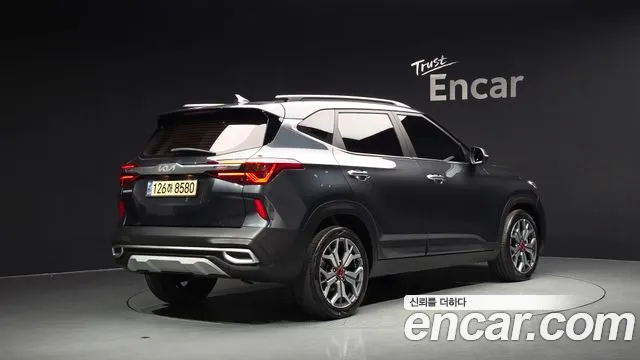 Kia Seltos — Фото автомобиля 2