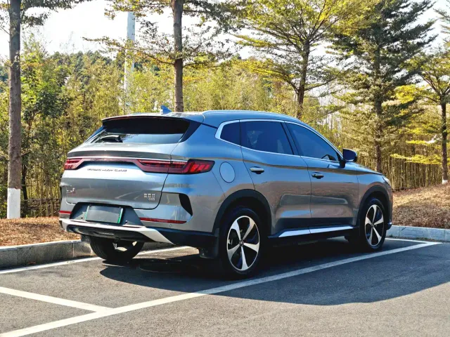 BYD Song PLUS — Фото автомобиля 4